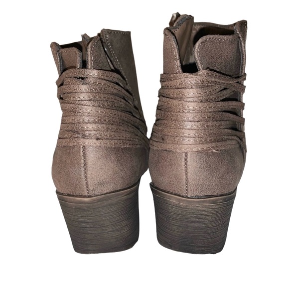 Volatile strappy back ankle boots women’s size 6 - Picture 14 of 16